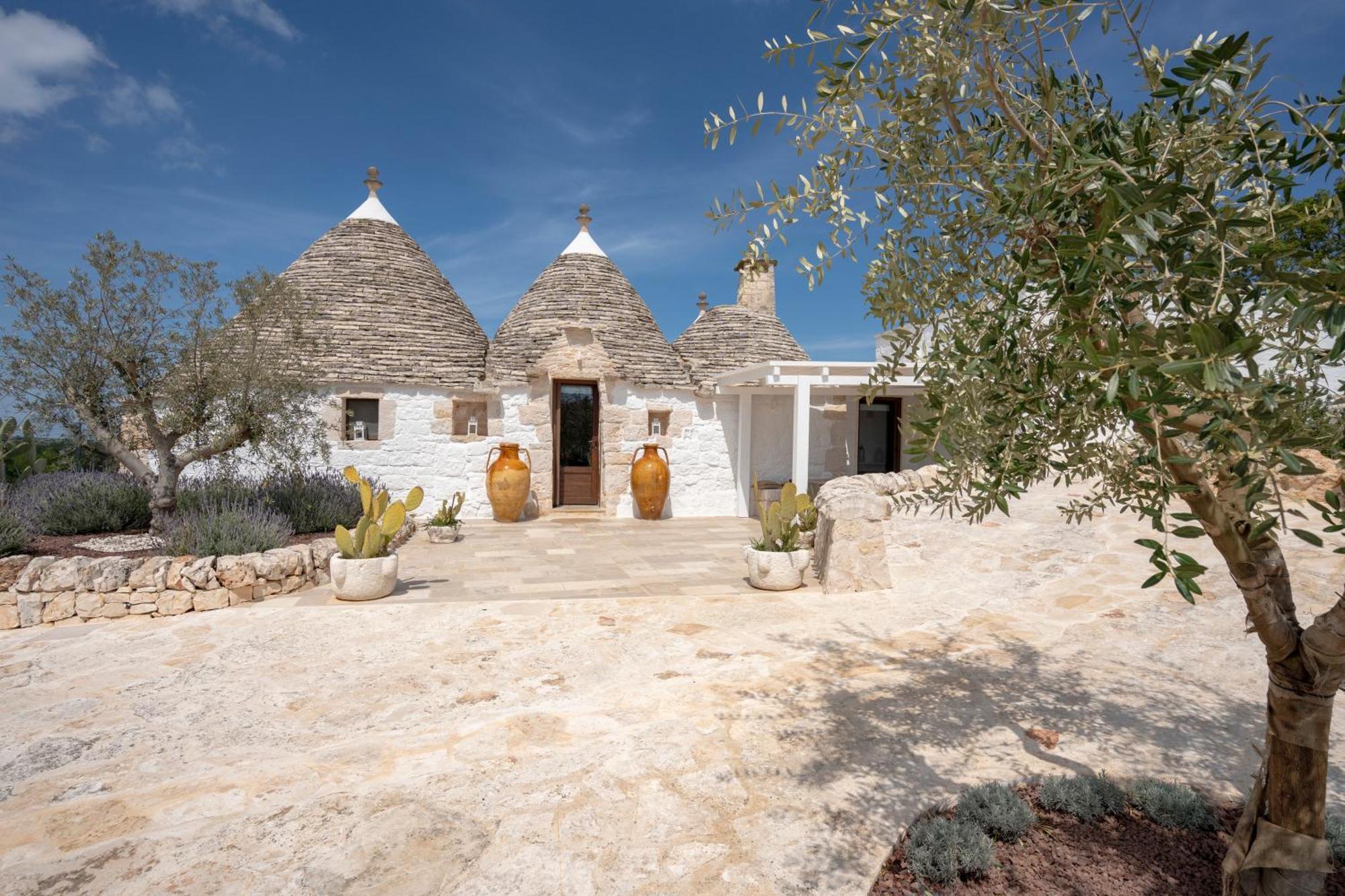 Trullo Perla Greta - Luxury Country Villa & Private Heated Pool Alberobello Dış mekan fotoğraf