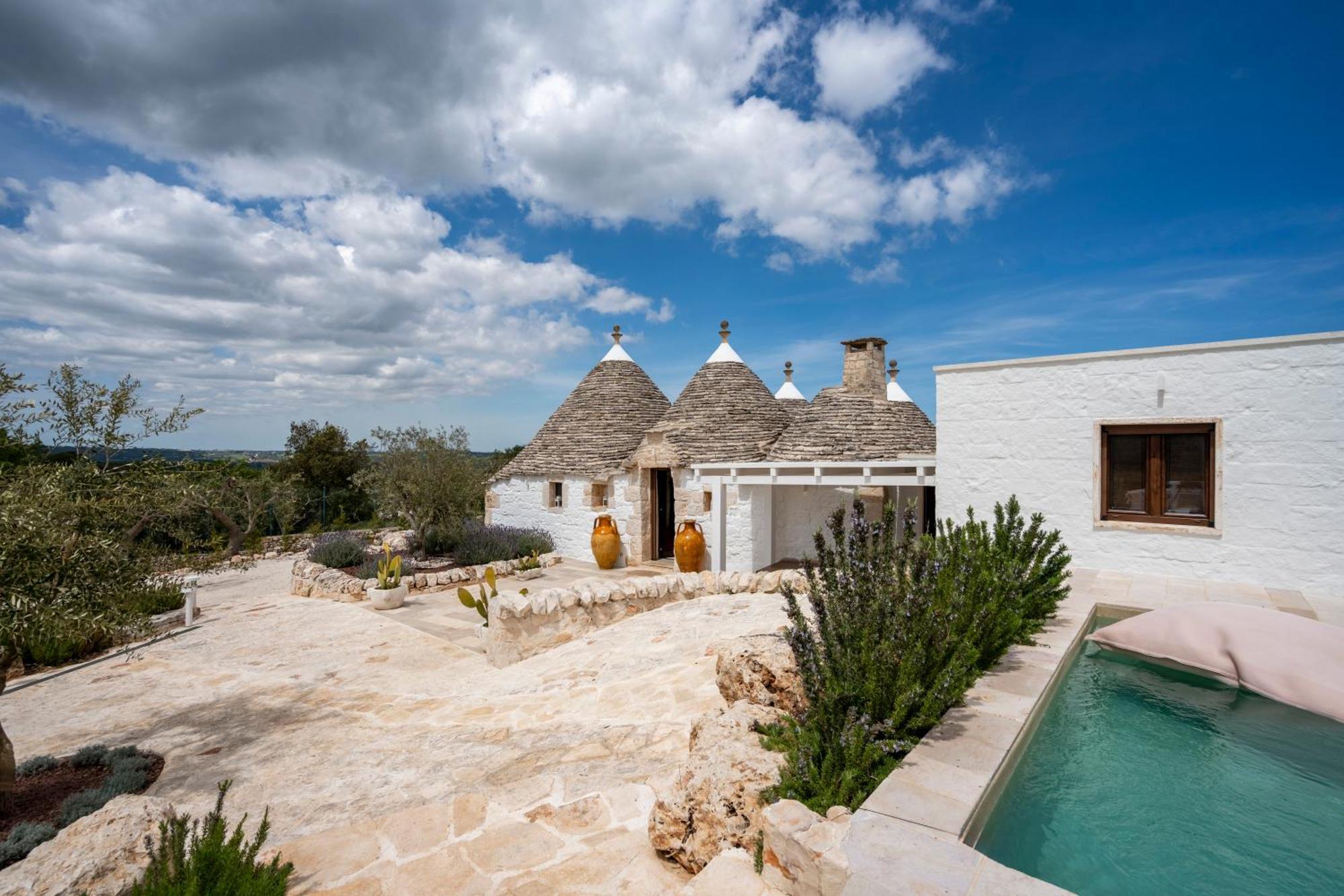 Trullo Perla Greta - Luxury Country Villa & Private Heated Pool Alberobello Dış mekan fotoğraf