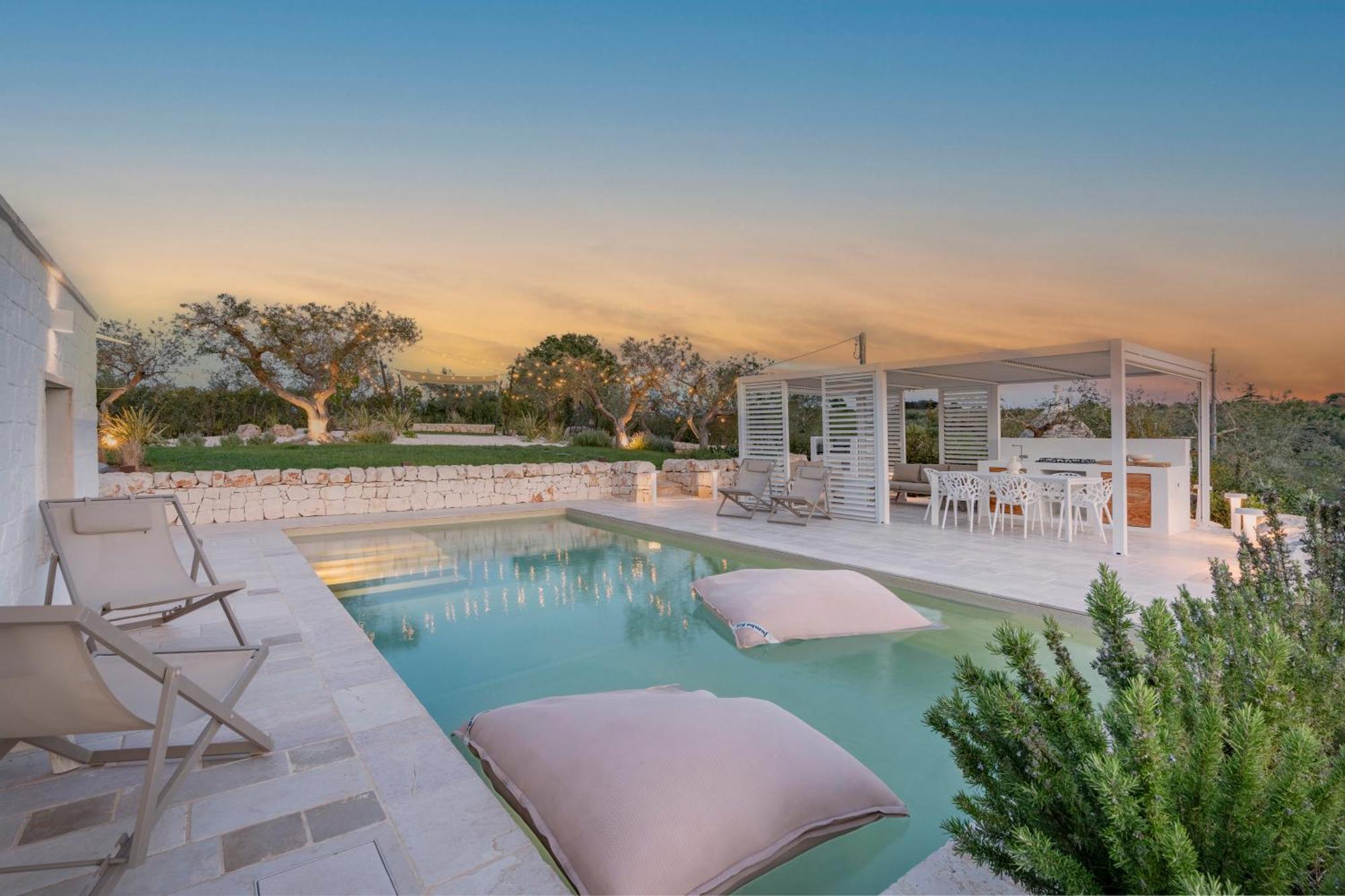 Trullo Perla Greta - Luxury Country Villa & Private Heated Pool Alberobello Dış mekan fotoğraf